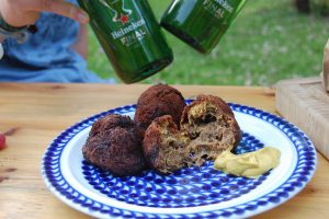bitterballen_homemade NiederlandeNet, Flickr CC License
