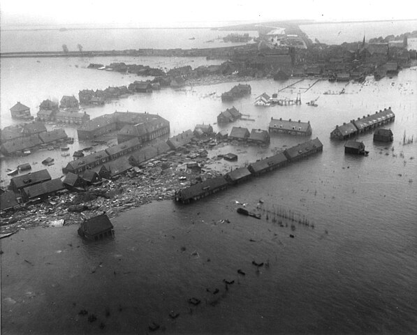 597px-Watersnoodramp_1953