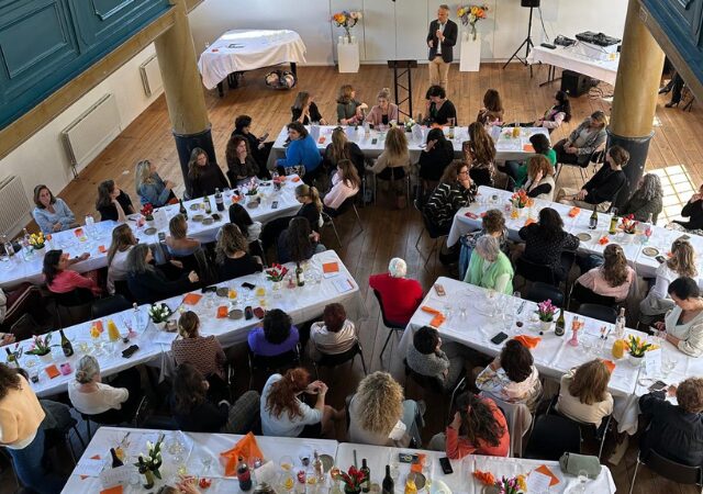 Maccabi women circle event2