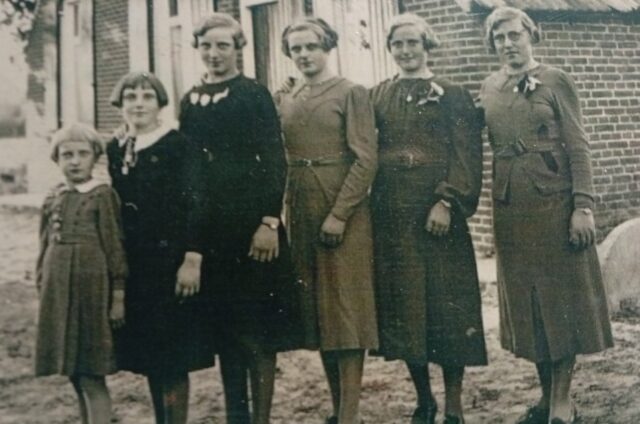 Van Uden Sisters